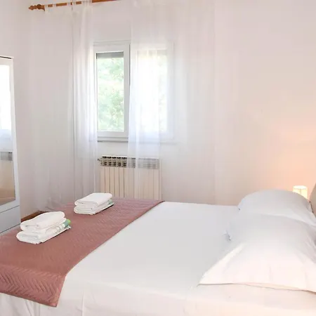 Tara Apartmán Biograd Na Moru
