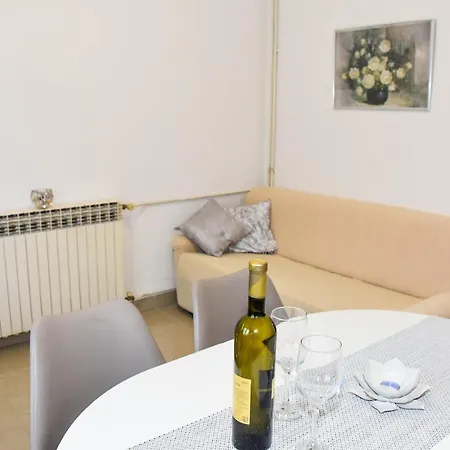 Tara * Biograd Na Moru