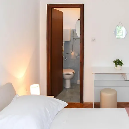 Tara Apartment